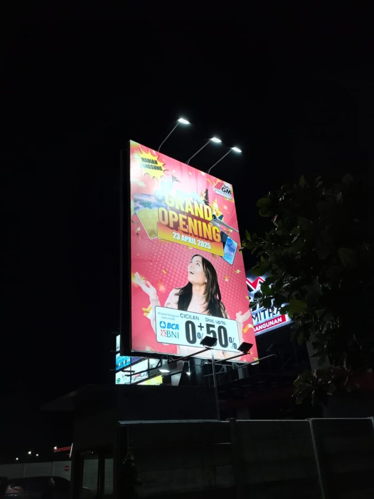 Billboard Grand Mitra